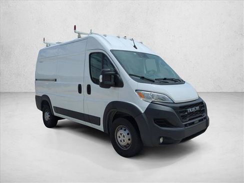 Used 2023 RAM ProMaster 1500 w/ Driver Convenience Group FWD image 3