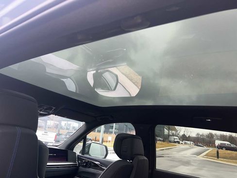 Used 2025 Cadillac Escalade IQ Luxury 1 image 17