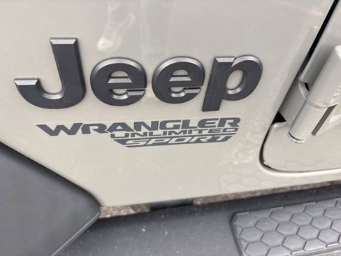 Used 2021 Jeep Wrangler Unlimited Sport AWD/4WD image 2