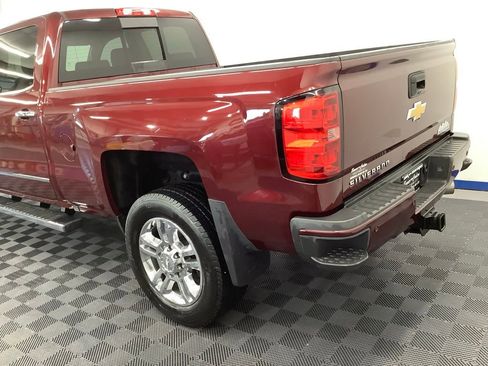 Used 2016 Chevrolet Silverado 2500 High Country w/ Duramax Plus Package AWD/4WD image 4