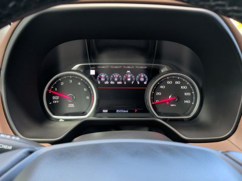 Used 2021 Chevrolet Tahoe High Country w/ Premium Package image 17