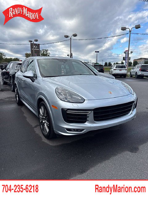 Used 2018 Porsche Cayenne GTS AWD/4WD image 1
