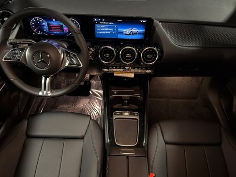 New 2026 Mercedes-Benz GLA 250 image 12