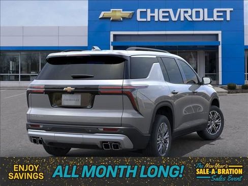 New 2026 Chevrolet Traverse LT image 4