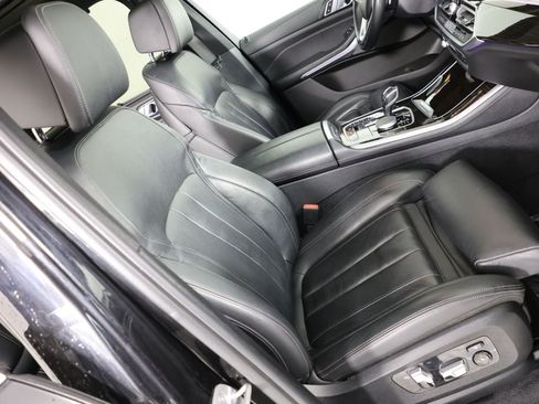 Used 2020 BMW X5 xDrive50i w/ Executive Package AWD/4WD image 41