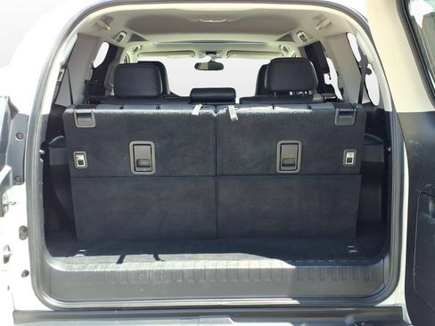Used 2018 Lexus GX 460 w/ Navigation Package AWD/4WD image 10