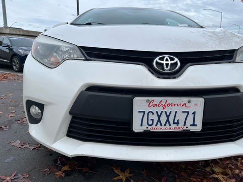 Used 2014 Toyota Corolla LE Premium image 3