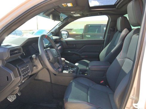 Used 2025 Toyota 4Runner TRD Pro AWD/4WD image 15