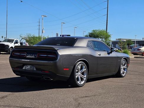 Used 2022 Dodge Challenger R/T image 5