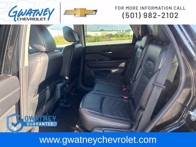 Used 2023 Nissan Pathfinder Platinum w/ Cargo Package AWD/4WD image 29