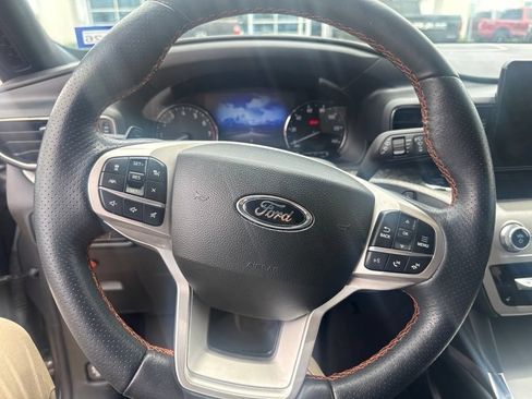 Used 2023 Ford Explorer Timberline w/ Timberline Technology Package AWD/4WD image 9
