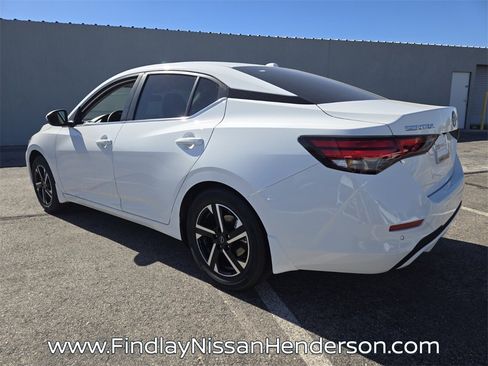 New 2025 Nissan Sentra SV image 3