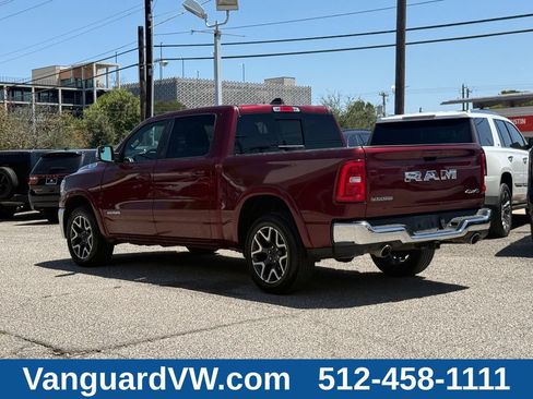Used 2025 RAM 1500 Laramie AWD/4WD image 7