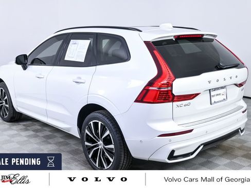 Certified 2023 Volvo XC60 B5 Plus w/ Protection Package Premier image 4