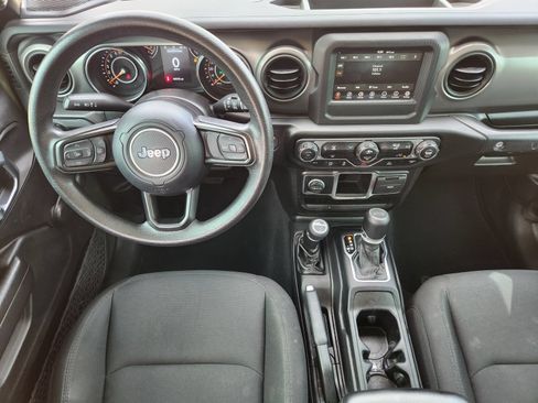 Used 2022 Jeep Wrangler Unlimited Sport AWD/4WD image 34