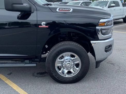 Used 2025 RAM 2500 Tradesman AWD/4WD image 10