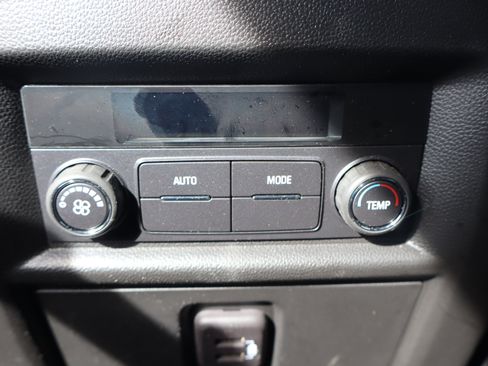 Used 2023 Chevrolet Traverse LT AWD/4WD image 26