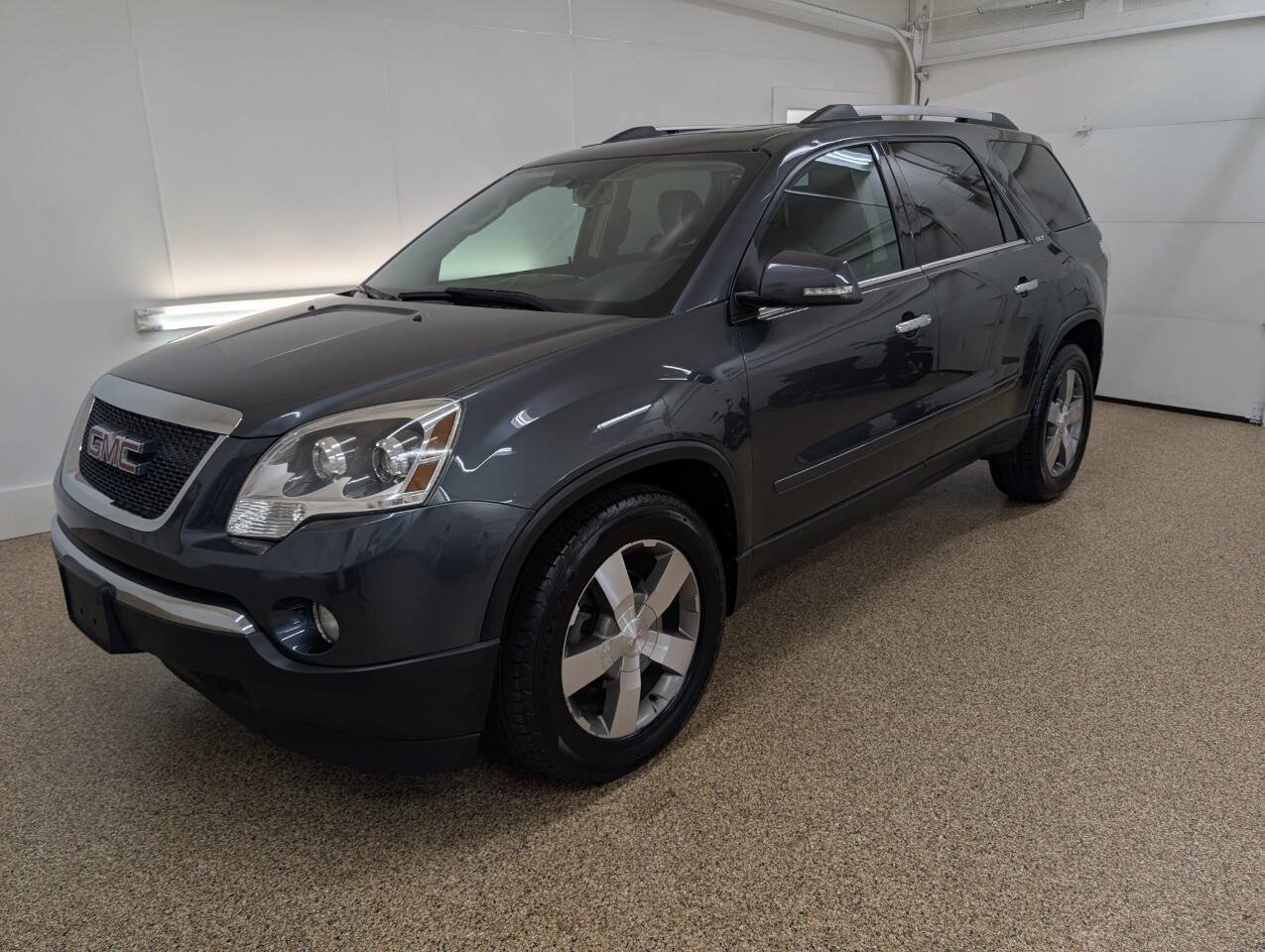 Used 2011 GMC Acadia SLT AWD/4WD image 2