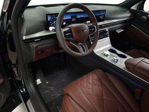 Used 2025 Genesis GV80 3.5T Prestige image 14