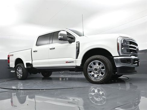 Certified 2024 Ford F250 King Ranch w/ Chrome Package AWD/4WD image 37