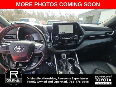 Used 2023 Toyota Highlander XSE image 10