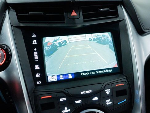 Used 2017 Acura NSX image 34