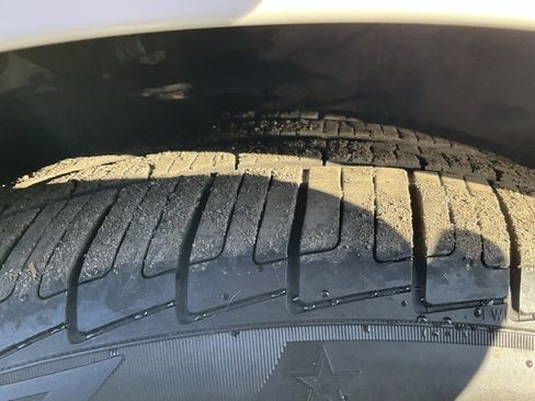 Used 2017 BMW 330e image 73