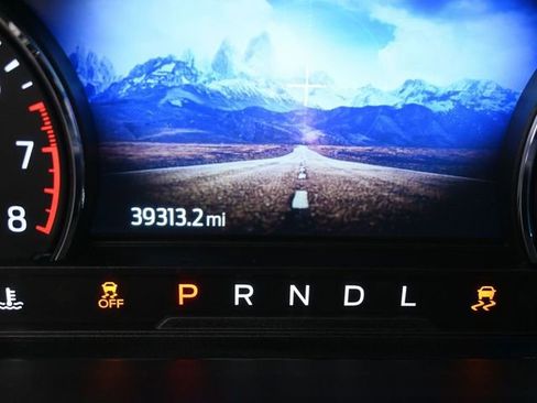 Certified 2023 Ford Explorer Limited w/ Equipment Group 301A image 18