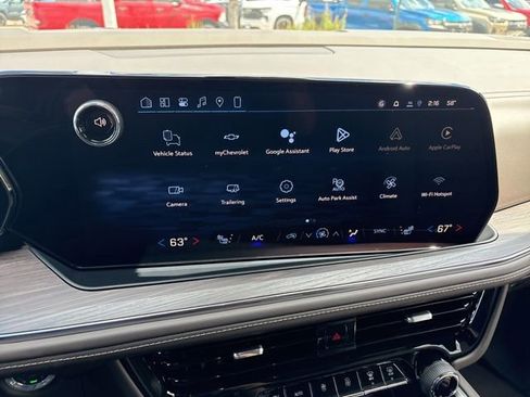 New 2026 Chevrolet Suburban LT w/ Comfort Package AWD/4WD image 12