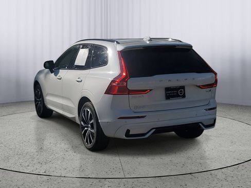 Certified 2025 Volvo XC60 B5 Ultra image 6