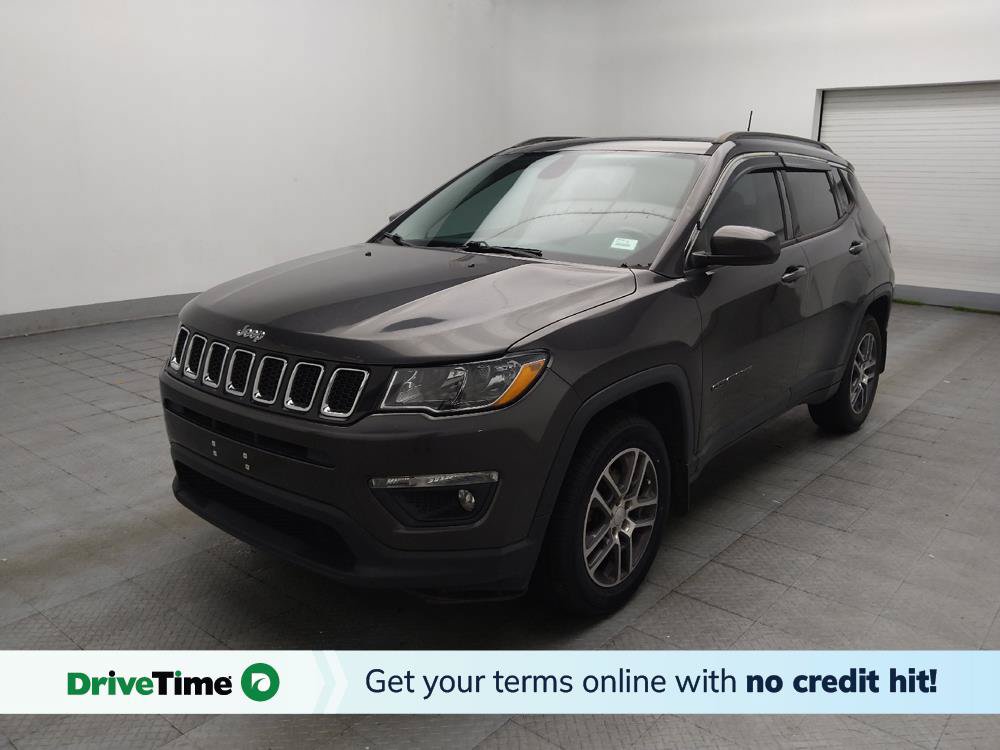 Used 2018 Jeep Compass Latitude w/ Popular Equipment Group AWD/4WD image 1