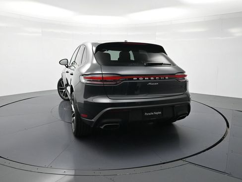 Certified 2026 Porsche Macan AWD/4WD image 27