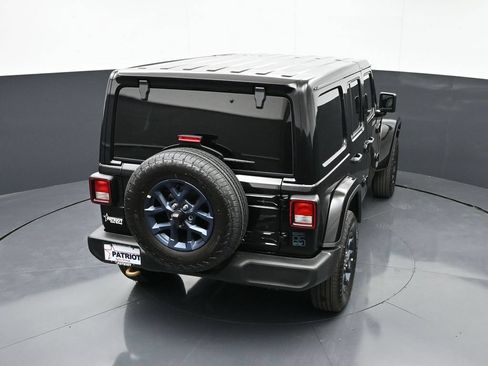 New 2026 Jeep Wrangler Unlimited Sport AWD/4WD image 36