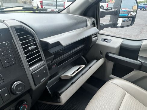 Used 2021 Ford F350 XL w/ Power Equipment Group RWD image 33