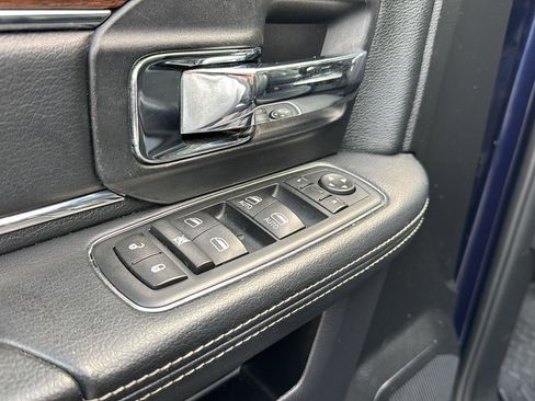 Used 2016 RAM 1500 Laramie w/ Convenience Group image 29