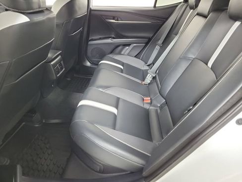 Used 2025 Toyota Camry SE FWD image 12
