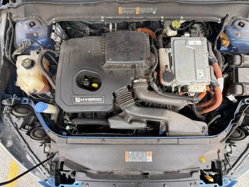 Used 2018 Ford Fusion SE FWD image 17