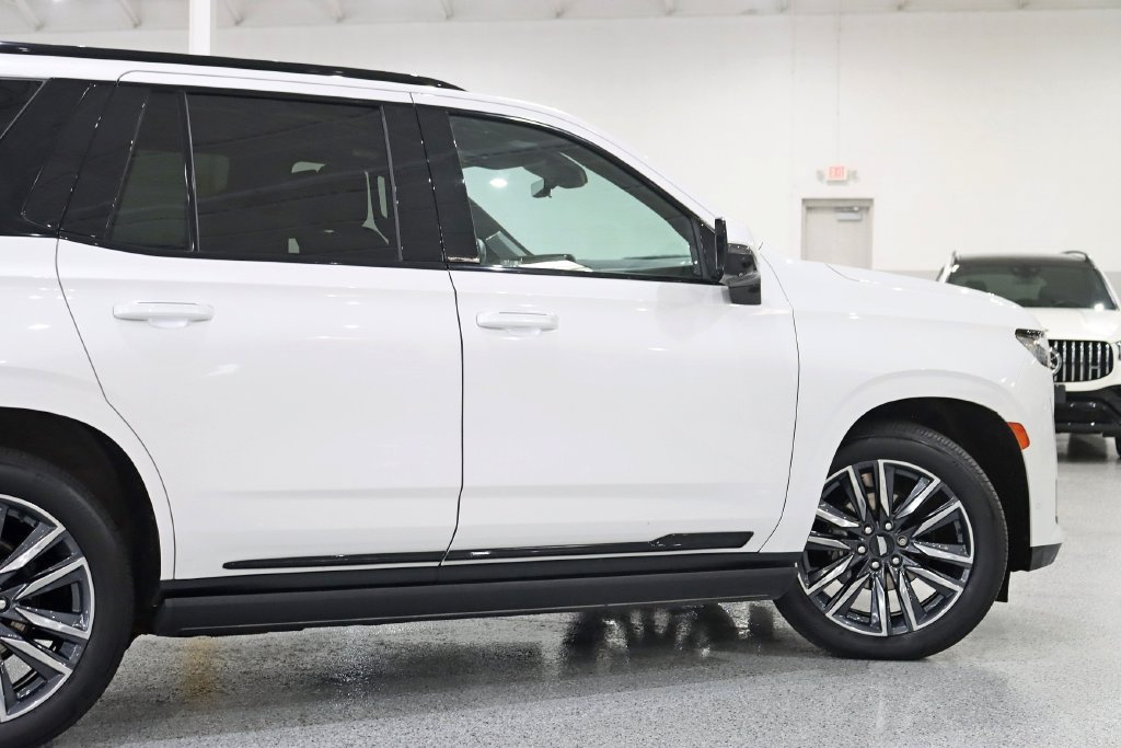 Used 2023 Cadillac Escalade Sport Platinum AWD/4WD image 11