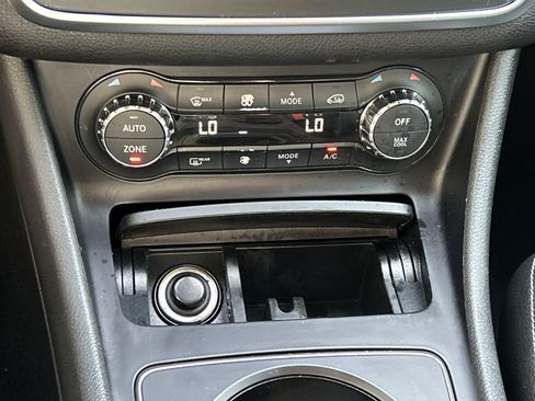 Used 2016 Mercedes-Benz GLA 250 image 31