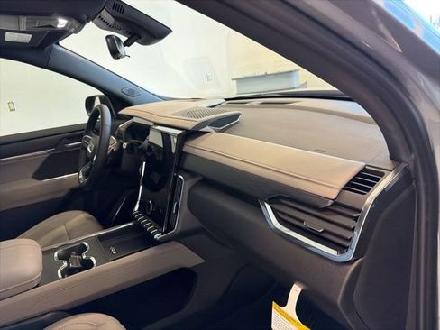 New 2026 GMC Acadia Elevation w/ Elevation Premium Package image 30