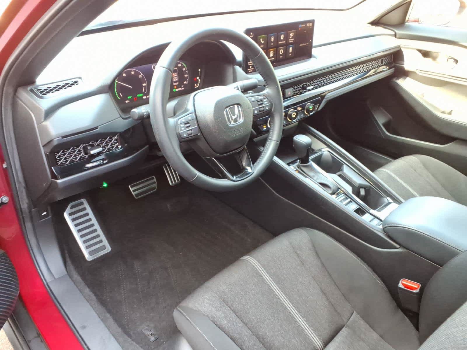 Used 2024 Honda Accord Sport image 13