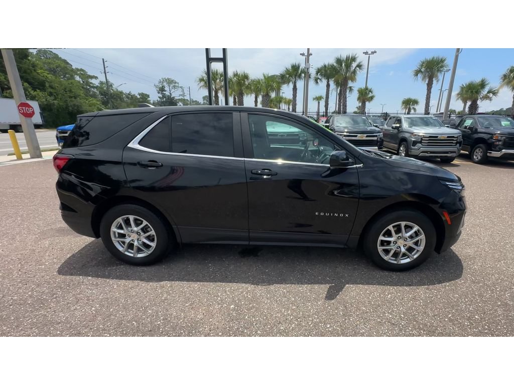 Used 2024 Chevrolet Equinox LT AWD/4WD image 9