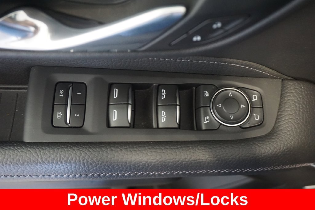 Used 2024 GMC Yukon Denali AWD/4WD image 6