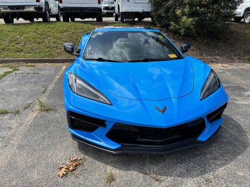 Used 2021 Chevrolet Corvette Stingray Premium Cpe w/ Z51 Performance Package RWD image 2