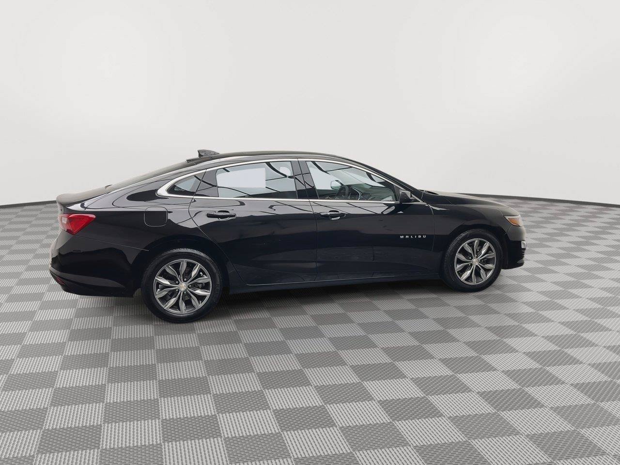 Used 2024 Chevrolet Malibu LT FWD image 38