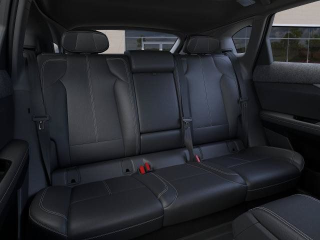 New 2027 Cadillac Optiq Luxury w/ LPO, Floor Liner Package AWD/4WD image 17