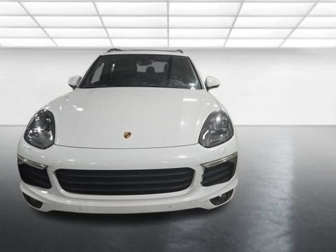 Used 2017 Porsche Cayenne S Platinum image 9