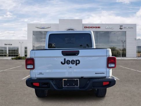 New 2026 Jeep Gladiator Mojave AWD/4WD image 4