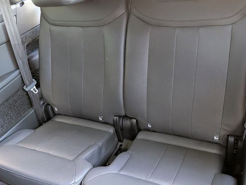 Certified 2024 Land Rover Range Rover Long Wheelbase SE image 16