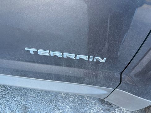 Used 2013 GMC Terrain SLE w/ LPO, Chrome Package image 6